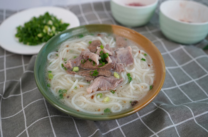 雨湖原味汤粉王培训